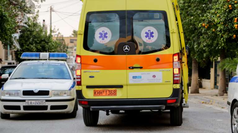 Σοκ στη Θεσσαλονίκη ανήμερα των Χριστουγέννων: 14χρονος μαχαίρωσε τον πατέρα της 16χρονης φίλης του