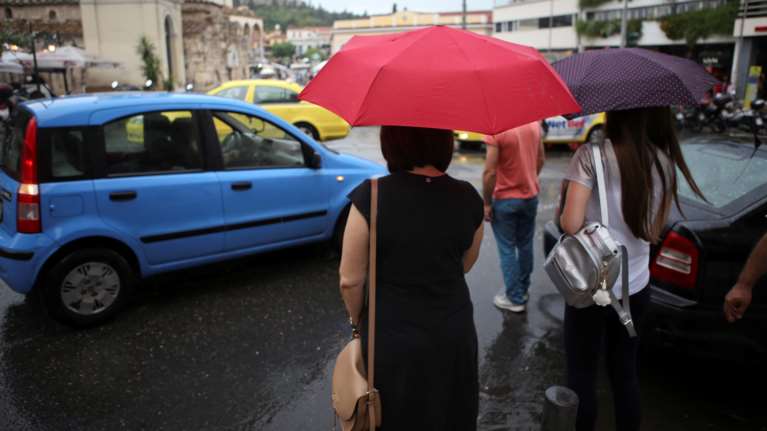 Καιρός: Στους 30 βαθμούς το θερμόμετρο αλλά και... βροχές και καταιγίδες