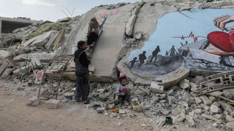 Σεισμός στην Τουρκία: Έφτασαν τους 43.556 οι νεκροί - Νέος τραγικός απολογισμός