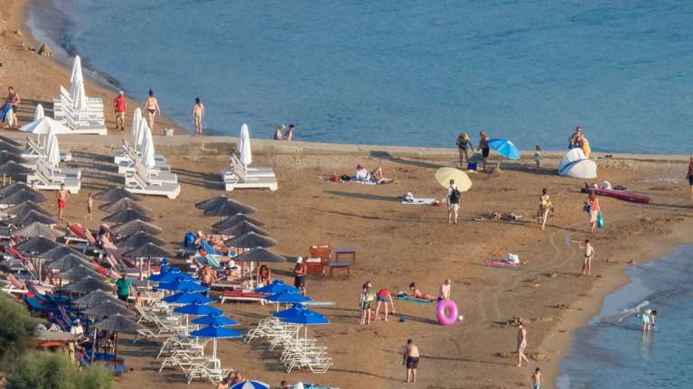 Ερχεται το καλοκαίρι με πολλά 35άρια - Καιρός για μπάνιο το Σαββατοκύριακο, πάνω από 20°C η θερμοκρασία στη θάλασσα