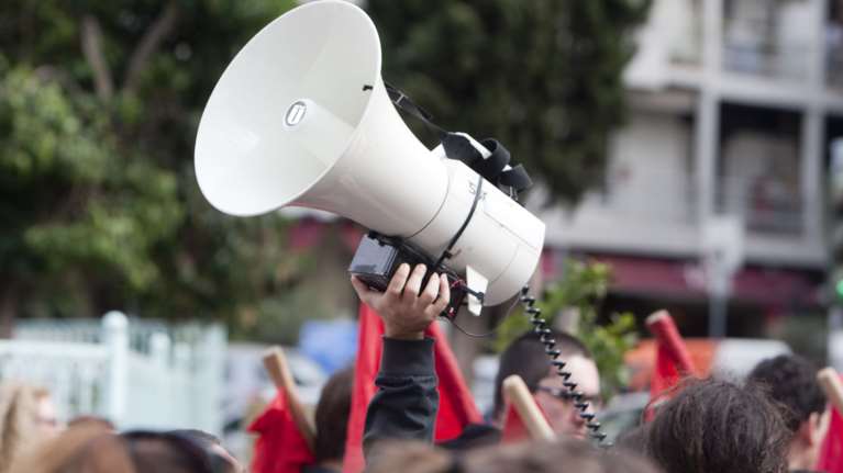 Γενική απεργία την Τετάρτη: Ποιοι συμμετέχουν – Τι ισχύει για τα μέσα μαζικής μεταφοράς