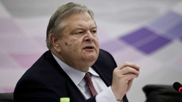 Βενιζέλος: &quot;Πρέπει να αναζητηθεί συνεργασία για να δημιουργηθεί το αντίβαρο της αντιπολίτευσης&quot;