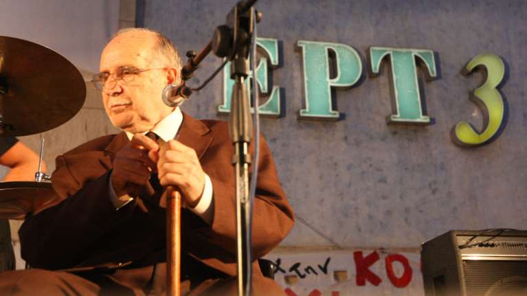 Πέθανε ο σπουδαίος ποιητής, Ντίνος Χριστιανόπουλος - Οι αιρετικές θέσεις, το ρεμπέτικο και η Θεσσαλονίκη