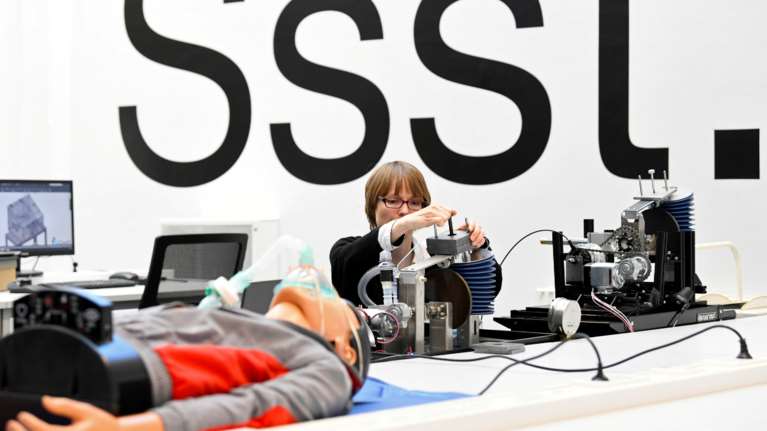 Αισιοδοξία σε Ολλανδία και Ελβετία - Κατέγραψαν μείωση των κρουσμάτων κορονοϊού