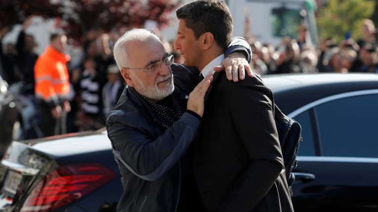 Ανατροπή στον ΠΑΟΚ: Στον &quot;αέρα&quot; ο Λουτσέσκου - Δεν δείχνει διάθεση παραίτησης, η &quot;μπάλα&quot; στα χέρια του Σαββίδη