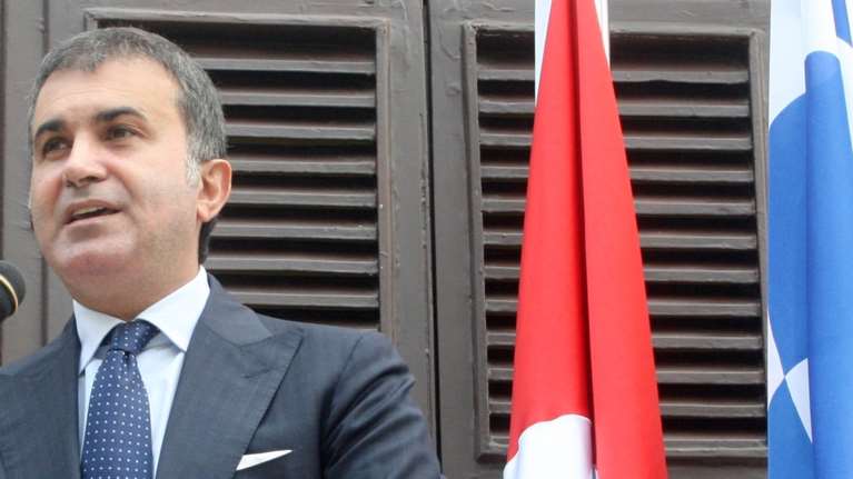 Χυδαίο παραλήρημα Τσελίκ: Η Ελλάδα σκοτώνει γυναίκες και παιδιά στο Αιγαίο - Η ΕΕ συγχωρεί τη σφαγή