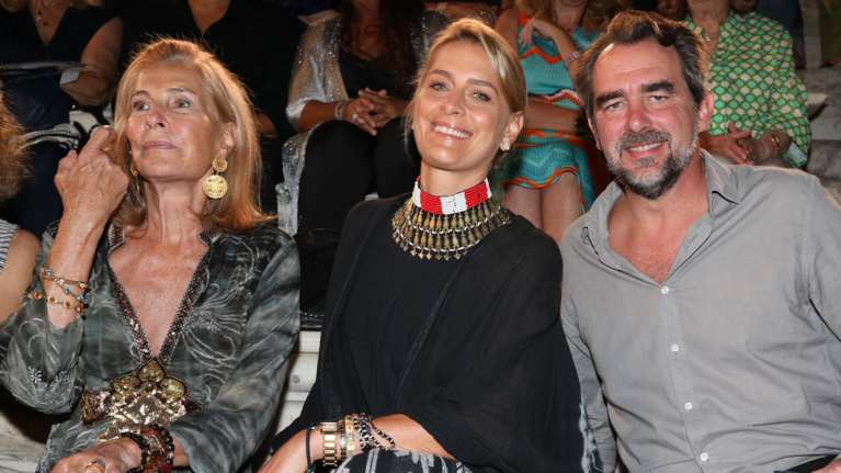 Τατιάνα Μπλάτνικ - Μαρί Μπλανς: Στο Ηρώδειο με ασορτί looks - Η μαμά που επισκίασε την κόρη &amp; οι εσπαντρίγιες του Νικόλαου