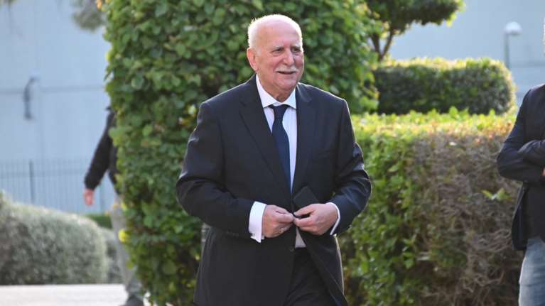 Γιώργος Παπαδάκης: Οι σταθμοί στη δημοσιογραφία και η οικογενειακή ζωή του