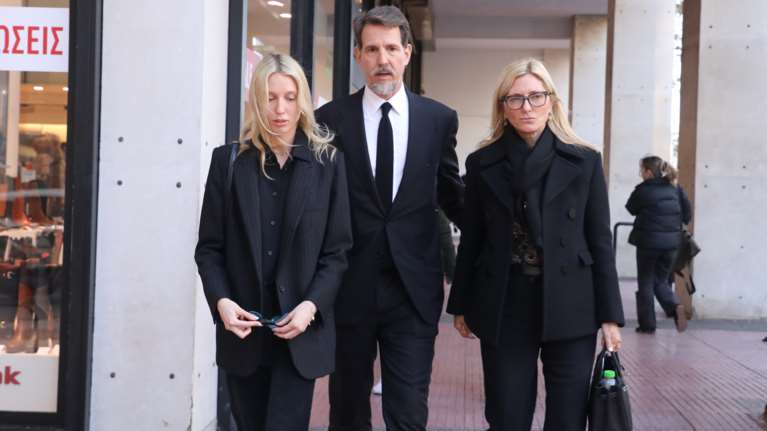 Ο Παύλος και η πρώην βασιλική οικογένεια θέλουν να εγγραφούν στο &quot;Μητρώο Ελλήνων πολιτών&quot; - Υπάρχουν όμως 3 προϋποθέσεις