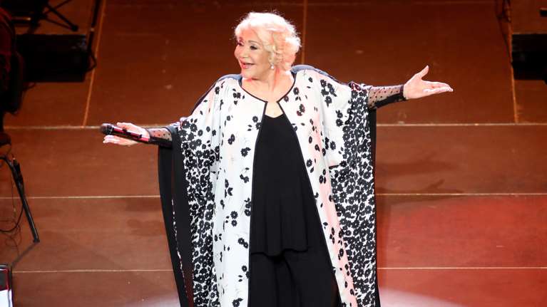 Μαρινέλλα: Νοσηλεύτηκε σε ιδιωτικό νοσοκομείο με κορονοϊό - Αναβλήθηκε η πρεμιέρα της στο NOX