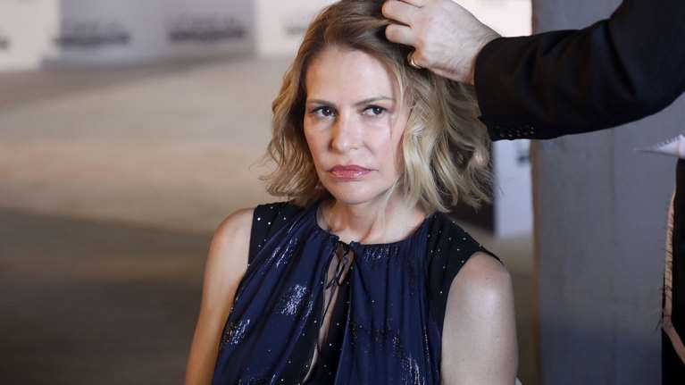 Τζένη Μπαλατσινού: Μας δείχνει την απίθανη νυχτερινή θέα από το ανοιχτό της παράθυρο στην Πάτμο