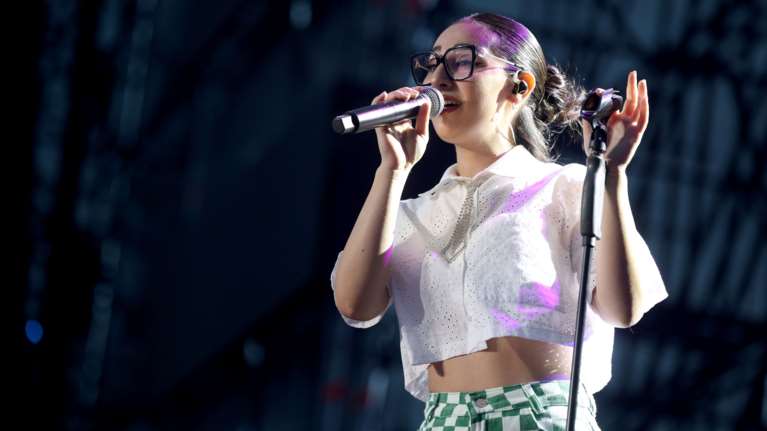 Eurovision 2025: H Klavdia τραγούδησε και χόρεψε το My Number One [βίντεο]