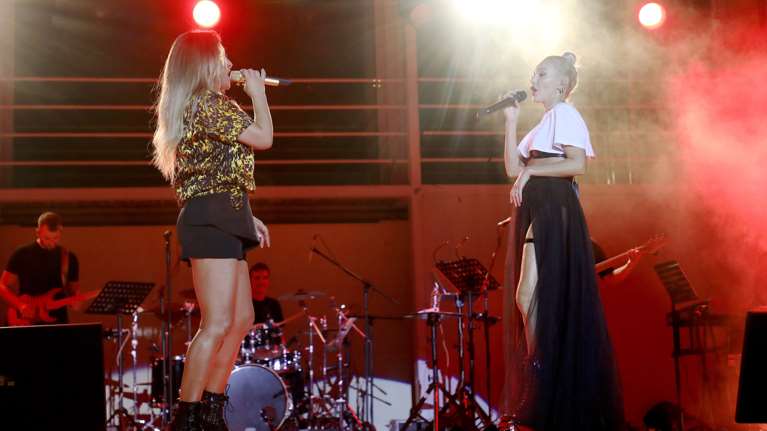 Θάνατος Mad Clip - Έλενα Παπαρίζου: Αν έχουμε λεφτά να πίνουμε, πρέπει να έχουμε λεφτά και για ταξί