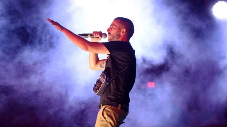 Ο ΛΕΞ ετοιμάζεται για sold out εμφάνιση στην πόλη του - Ανακοίνωσε συναυλία στη Θεσσαλονίκη