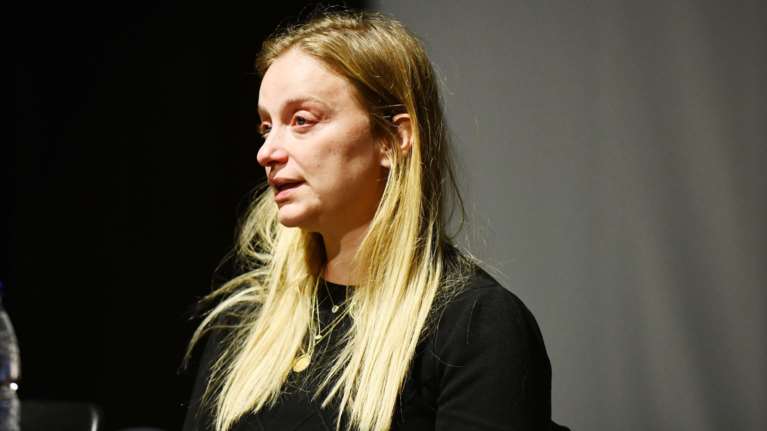 Λένα Δροσάκη για Αλέξανδρο Μπουρδούμη: Ο χωρισμός συνέβη γιατί υπήρχαν πολλοί λόγοι - &#39;&#39;Το σκοτάδι θα το διαχειριστούμε μόνοι μας&#39;&#39;