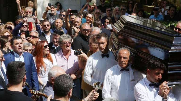 Η γη του Πωγωνίου ετοιμάζεται να υποδεχθεί τον Πετρολούκα Χαλκιά - Το τελευταίο μοιρολόι