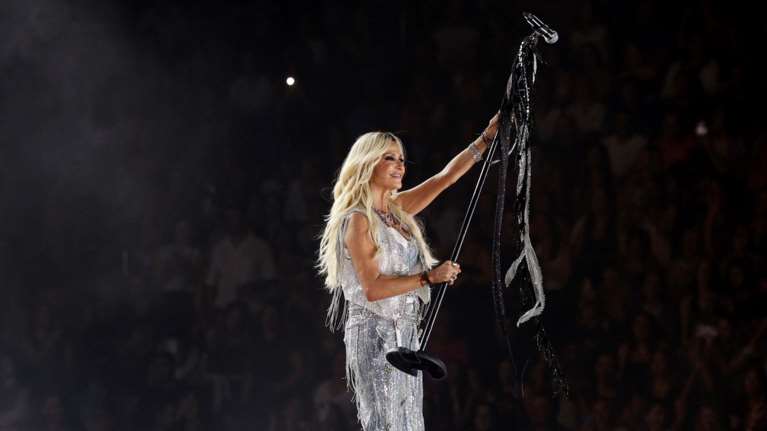 Για αυτό η Αννα Βίσση είναι η &quot;Απόλυτη&quot; σταρ: Και δεύτερη συναυλία στο Καλλιμάρμαρο μετά το sold out