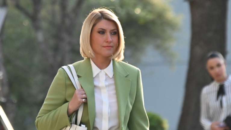 Σία Κοσιώνη: Μικρός αρχαιολόγος ο γιος της Δήμος Μπακογιάννης- Βοήθησε σε ανασκαφές στη Μεσσηνία