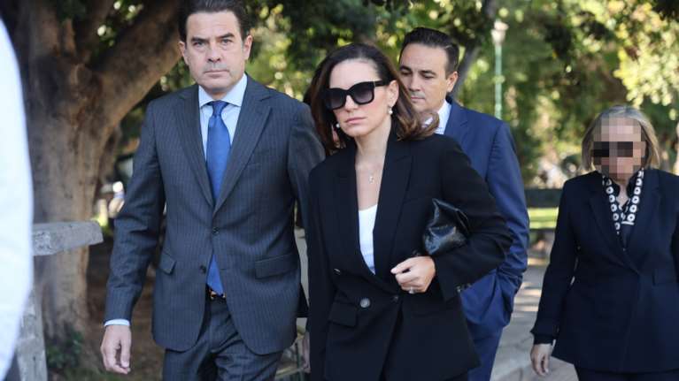 Στα δικαστήρια της Ευελπίδων η Όλγα Κεφαλογιάννη: &quot;Είμαι εδώ μόνο για τα παιδιά μου&quot; [εικόνες - βίντεο]