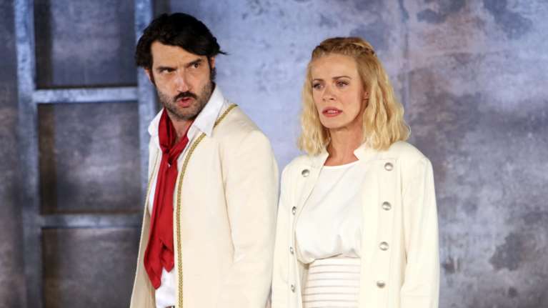 Νίκος Κουρής: Το τηλέφωνο στη Ζέτα Μακρυπούλια και η συμβουλή που της ζήτησε για το νέο επαγγελματικό του βήμα