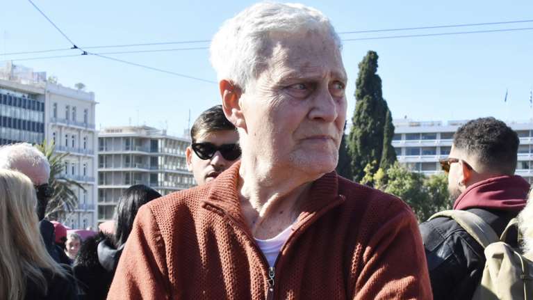 Σήμερα το τελευταίο "αντίο" στον Αλμπέρτο Εσκενάζυ στο αποτεφρωτήριο Ριτσώνας - Η απόφαση της οικογένειάς του