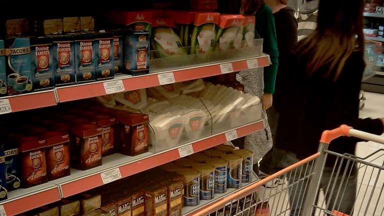 Oδηγίες του ΕΦΕΤ: Τι συμβαίνει με τα τρόφιμα και τον κορονοϊό- Υπάρχει κίνδυνος μετάδοσης;