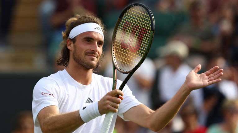 Διαψεύδει ο Στέφανος Τσιτσιπάς: Δεν έκανα επέμβαση στη μέση - Βαθιά ευγνώμων για τη συνεχή συμπαράστασή σας