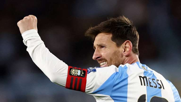 Συγκινητική στιγμή για τον Μέσι: Έπαιξε το τελευταίο εντός έδρας παιχνίδι του με τη φανέλα της Αργεντινής [βίντεο]