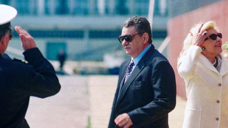 Ο αντιστασιακός Βαρδής Βαρδινογιάννης: Η θητεία στο Πολεμικό Ναυτικό, ο αντιδικτατορικός αγώνας και η εξορία