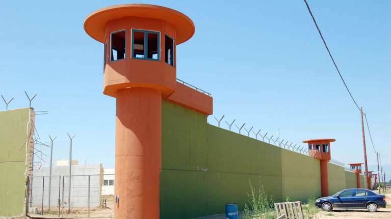 Αιματηρή συμπλοκή με μαχαίρια μεταξύ κρατουμένων στις φυλακές Νιγρίτας - Πάνω από 4 τραυματίες