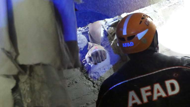 Υπουργείο Εξωτερικών: Η Ελλάδα είναι έτοιμη να παράσχει βοήθεια στην Τουρκία