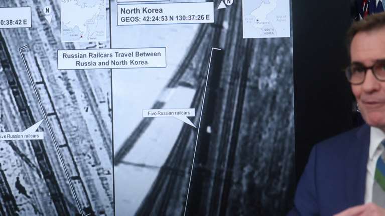 ΗΠΑ: Αποκάλυψη από τον Λευκό Οίκο - Δορυφορική φωτογραφία με ρωσικό τρένο να πηγαίνει στη Β. Κορέα για όπλα [Εικόνα]