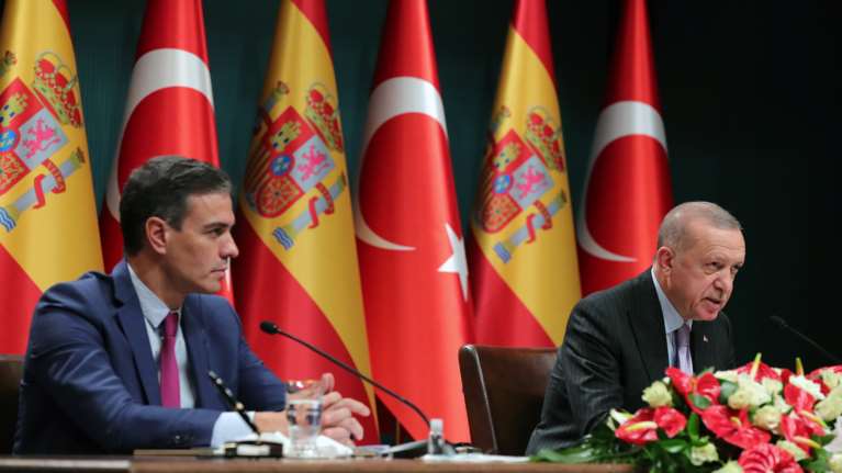 Συνάντηση Ερντογάν-Σάντσεθ: Δεν υπάρχει καμία παρέκκλιση από τον στόχο της Τουρκίας για ένταξη στην Ευρωπαϊκή Ένωση