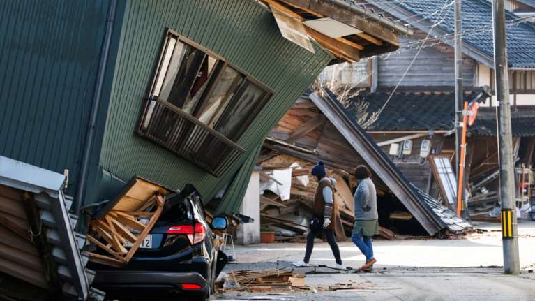 Σεισμός στην Ιαπωνία: Αγώνας δρόμου για επιζώντες στα συντρίμμια, τους 62 έφτασαν οι νεκροί - Σχεδόν 200 οι μετασεισμοί