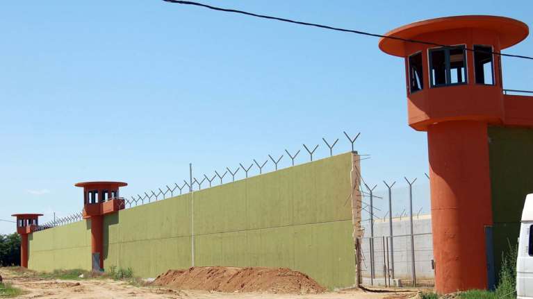 Φυλακές Νιγρίτας: Ισόβια σε 45χρονο για τη δολοφονία συγκρατούμενού του - Βρέθηκε στραγγαλισμένος με 58 χτυπήματα