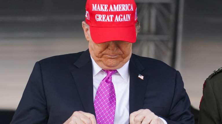 Τραμπ: Η Ευρώπη δεν θα μπορέσει να βοηθήσει στον τερματισμό του πολέμου στη Μέση Ανατολή