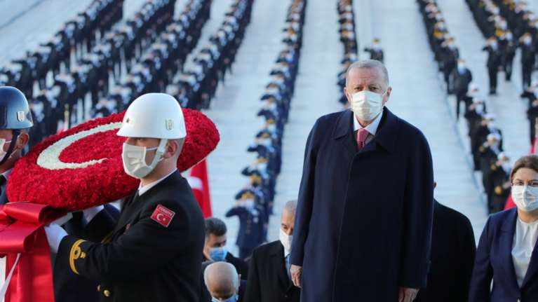 Ξεκάθαρες απειλές από Ερντογάν: &quot;Αν ανοίξουμε τα σύνορά μας, δεν ξέρω τι θα πάθει η Ελλάδα&quot; [Βίντεο]