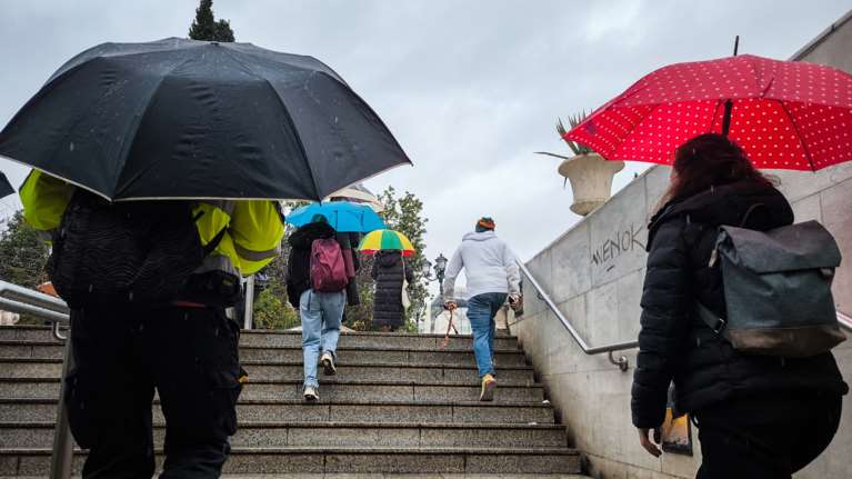 Καιρός: Τσουχτερό κρύο και παγετός μέχρι τα μέσα της εβδομάδας - Σε ποιες περιοχές θα βρέξει