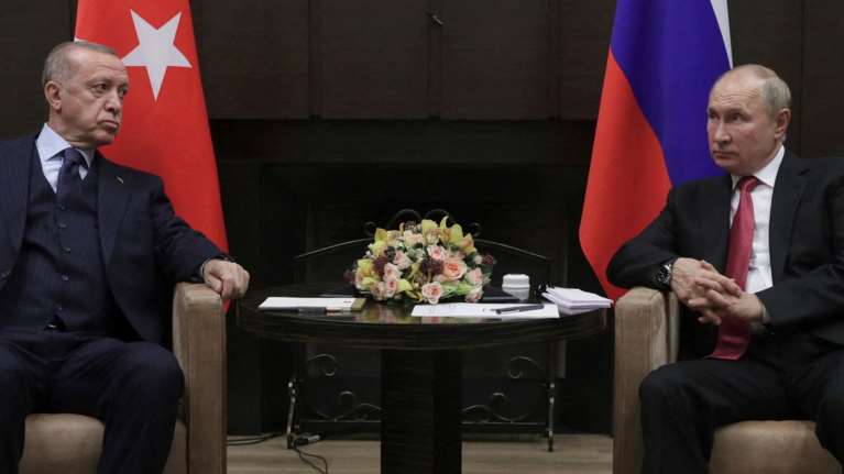 Επιμένει ο Πούτιν: Θα σταματήσουμε μόνο αν οι Ουκρανοί πάψουν να πολεμούν, διαμήνυσε στον Ερντογάν