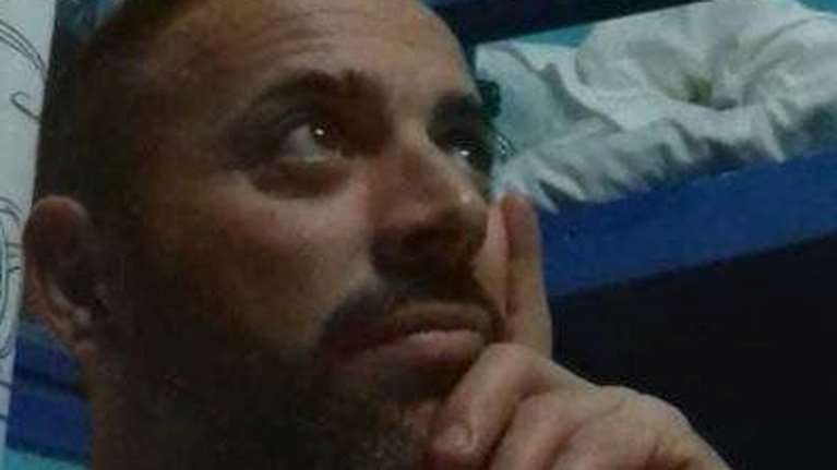 Ο ληστής-τρομοκράτης με το καλάσνικοφ έγινε καπνός στην εκπαιδευτική άδεια- Μάχη έδωσε ο ΣΥΡΙΖΑ για &quot;τα δικαιώματά του&quot;