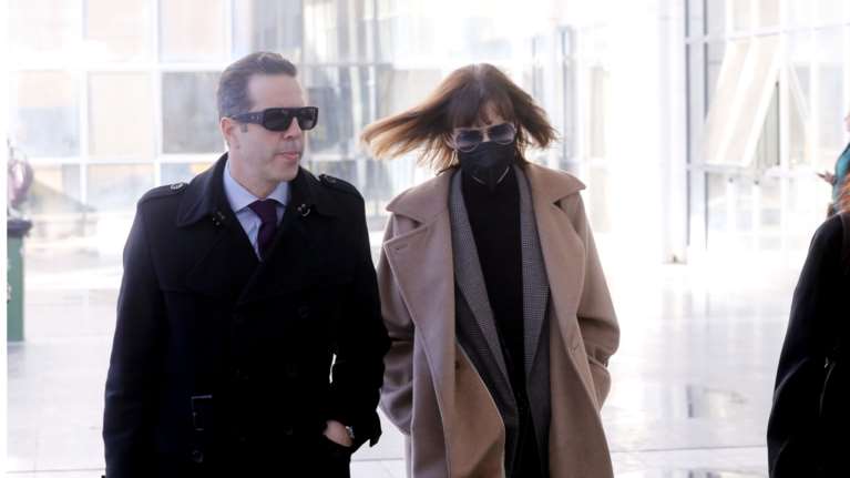 Δίκη Φιλιππίδη: Στο δικαστήριο η Κάτια Δανδουλάκη - Καταθέτει ως μάρτυρας [εικόνες]