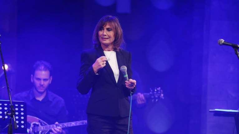 Λιζέτα Νικολάου: &quot;Σφήνωσε στη σκάλα, δεν μπορούσε ούτε η πυροσβεστική να τη βγάλει&quot;, λέει ο Λιάνης