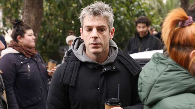 Χάρης Τζωρτζάκης: Μας έκοψαν το ρεύμα για 342 ευρώ με δυο μικρά παιδιά