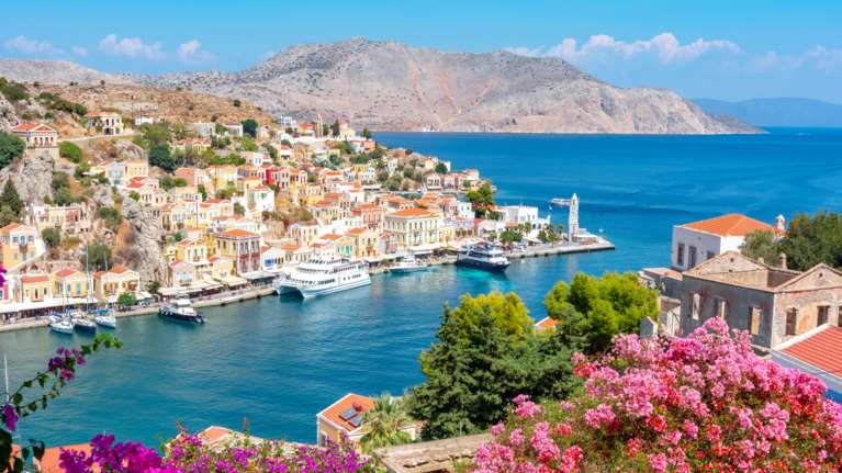 Σχέδιο για covid free ελληνικά νησιά με πληθυσμό ως 10.000: Θα εμβολιαστούν όλοι οι κάτοικοι