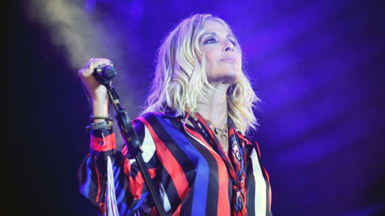 Δεν θα πιστέψετε με ποιον παρουσιαστή ήταν συμφοιτήτρια η Αννα Βίσση