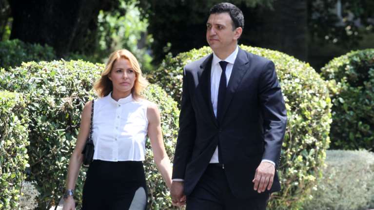 Τζένη Μπαλατσινού: Οι ευχές στον Βασίλη Κικίλια για τα γενέθλιά του με την πιο τρυφερή τους φωτογραφία [εικόνα]