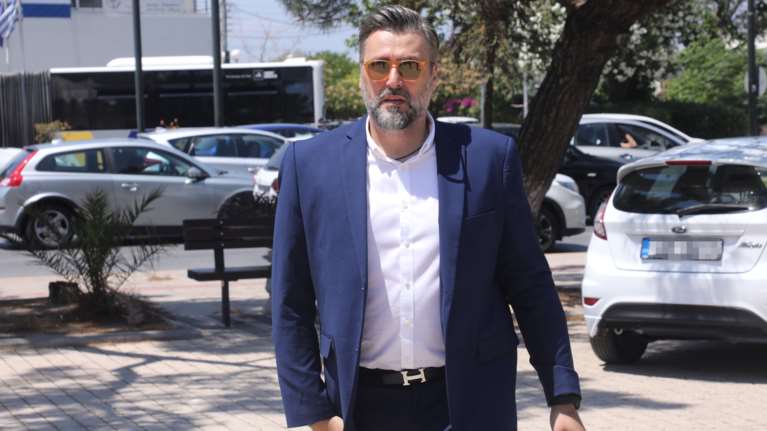 Γιάννης Καλλιάνος: "Ζωούλα μου, χρυσό μου παιδάκι, μου δίνεις δύναμη και ας μην το ξέρεις" - Οι θλιμμένες ευχές στον γιο του