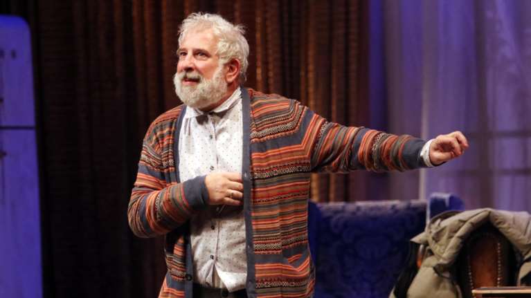 Πέτρος Φιλιππίδης: "Με έβρισε, με πέταξε έξω από το καμαρίνι…" - Τι καταγγέλλει γνωστή δημοσιογράφος [βίντεο]