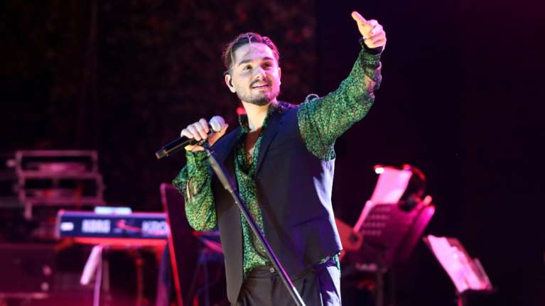 Ο τραγουδιστής Χρήστος Μάστορας συνελήφθη να οδηγεί μεθυσμένος - Παραλίγο να χτυπήσει τροχονόμο