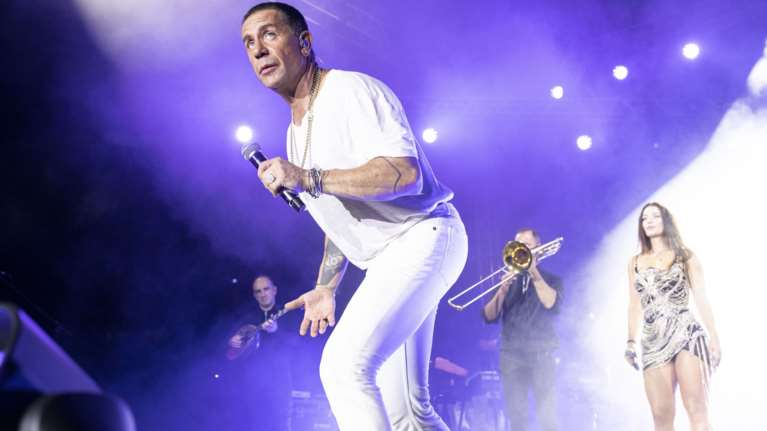 Γιώργος Μαζωνάκης: Έτοιμος να επιστρέψει στις πίστες και στο Voice - "Είναι πικραμένος και προδομένος"